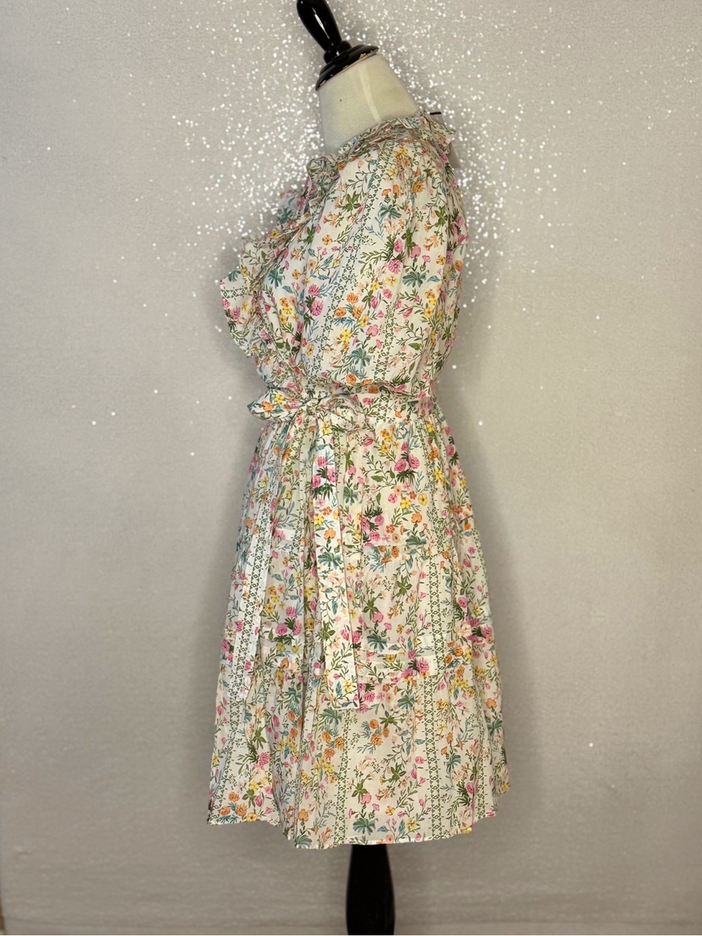 J.Marie Nora Ruffle Wrap Dress Large Floral Puff Sleeve Cotton NWT - Picture 6 of 16